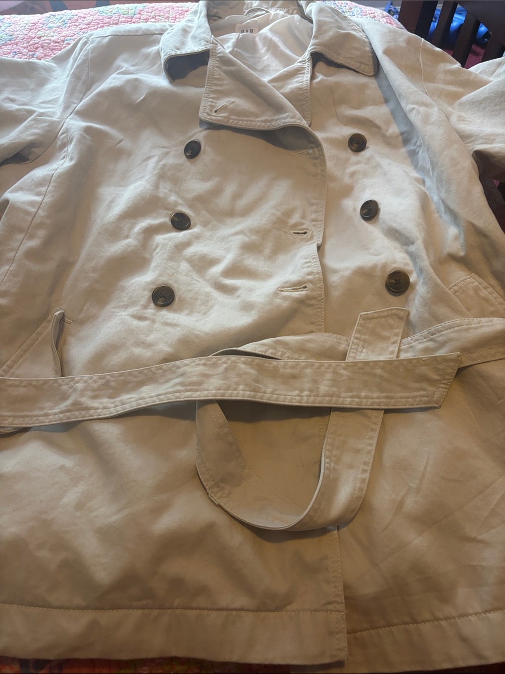GAP Women's Beige Double-Breasted Trench Coat